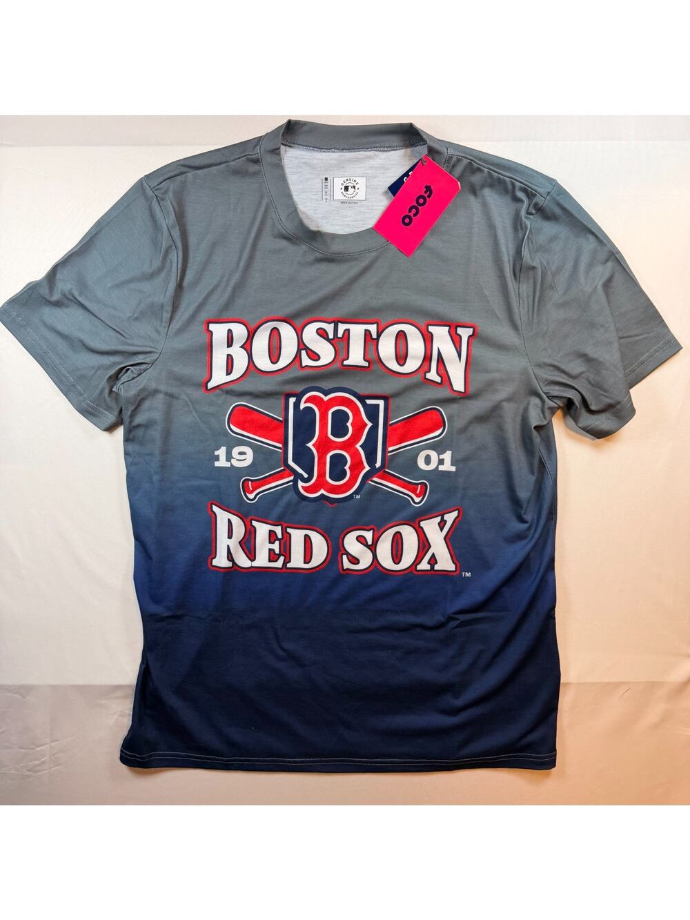 FOCO MLB Boston Red Sox Men's Ombre Gradient Performance T Shirt NWT Size Medium